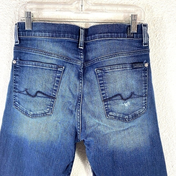 7 For All Mankind Button Front Relaxed Crop Jeans - Picture 5 of 8